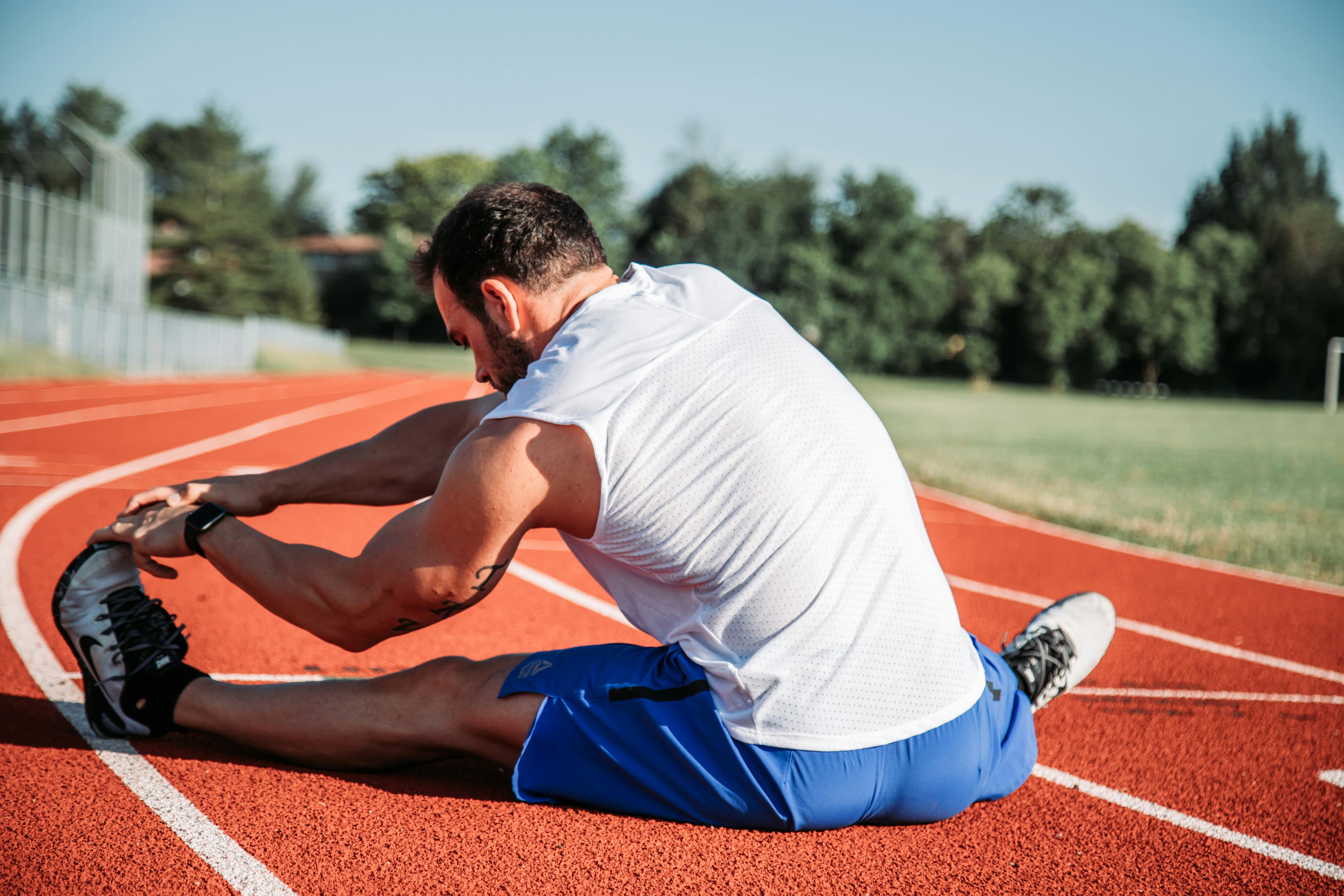 Bone Stress Injuries in Runners: Risks, Signs & Recovery Tips
